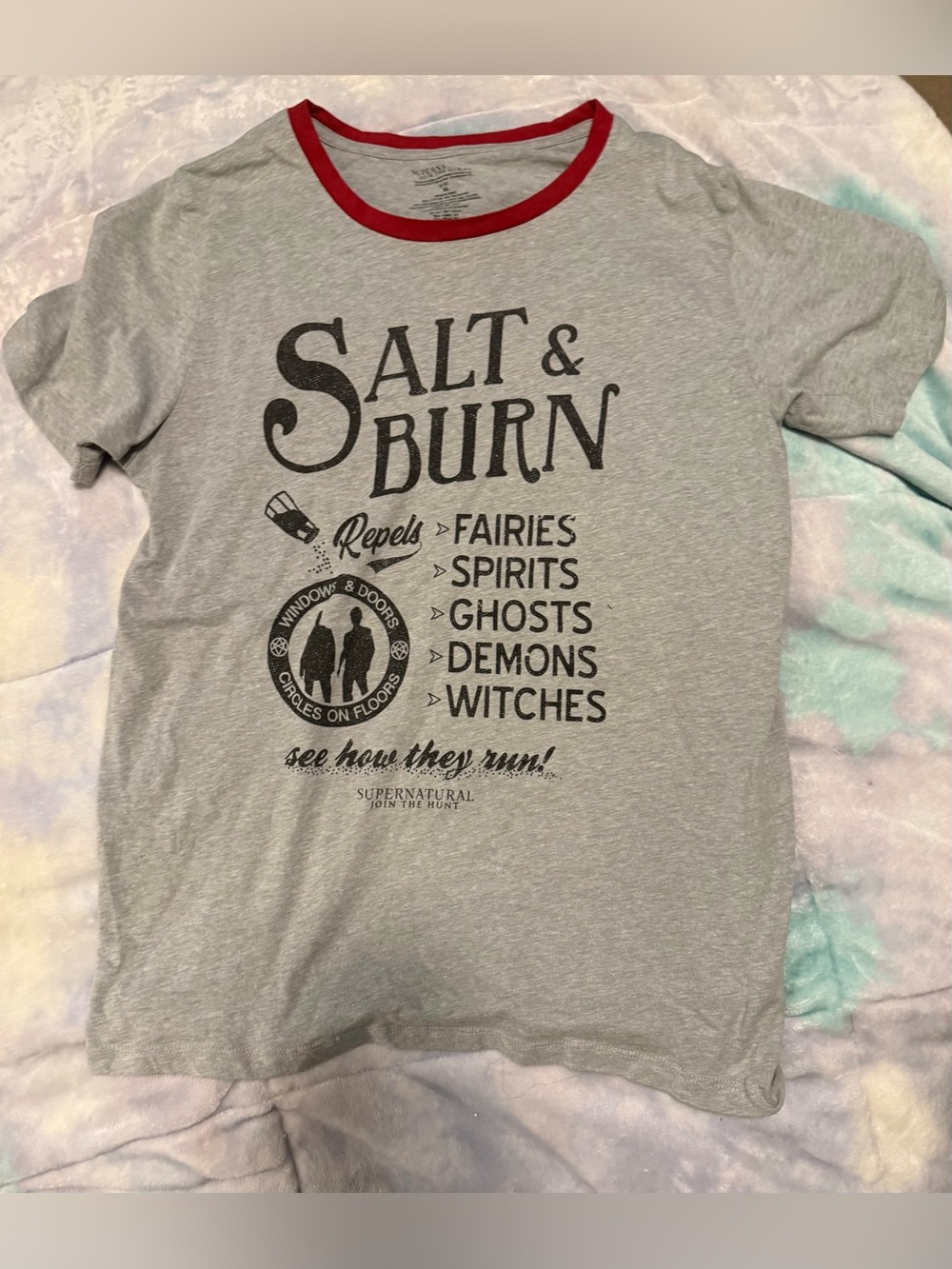 Supernatural Salt & Burn Graphic Ringer Tee - Gray with Red Trim